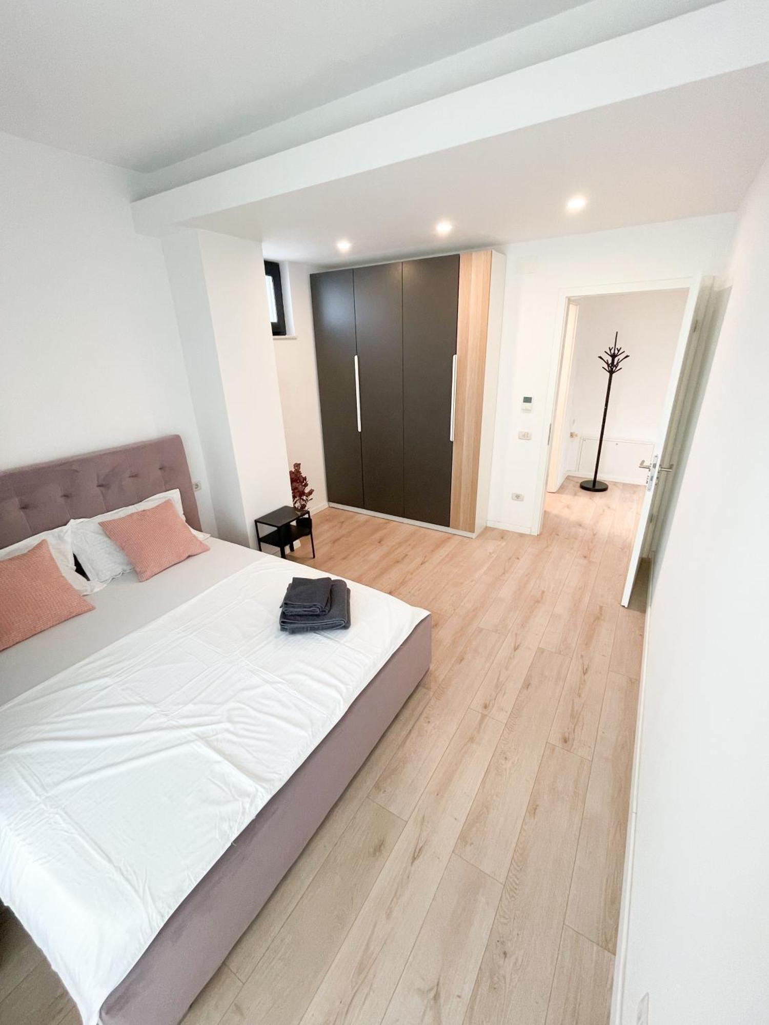 Bucharest Apartment ภายนอก รูปภาพ